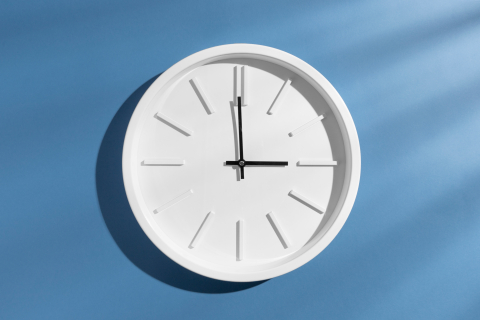 14 июня клиника работает с 08:00 до 14:00